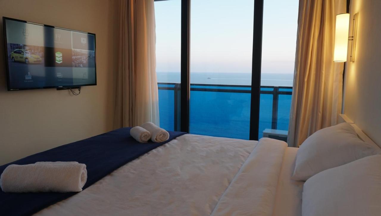 Diamond Apartment Батуми Екстериор снимка