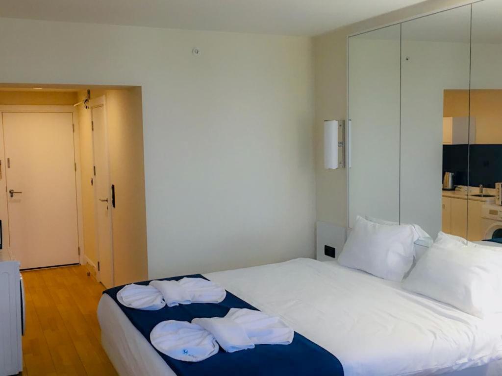 Diamond Apartment Батуми Екстериор снимка