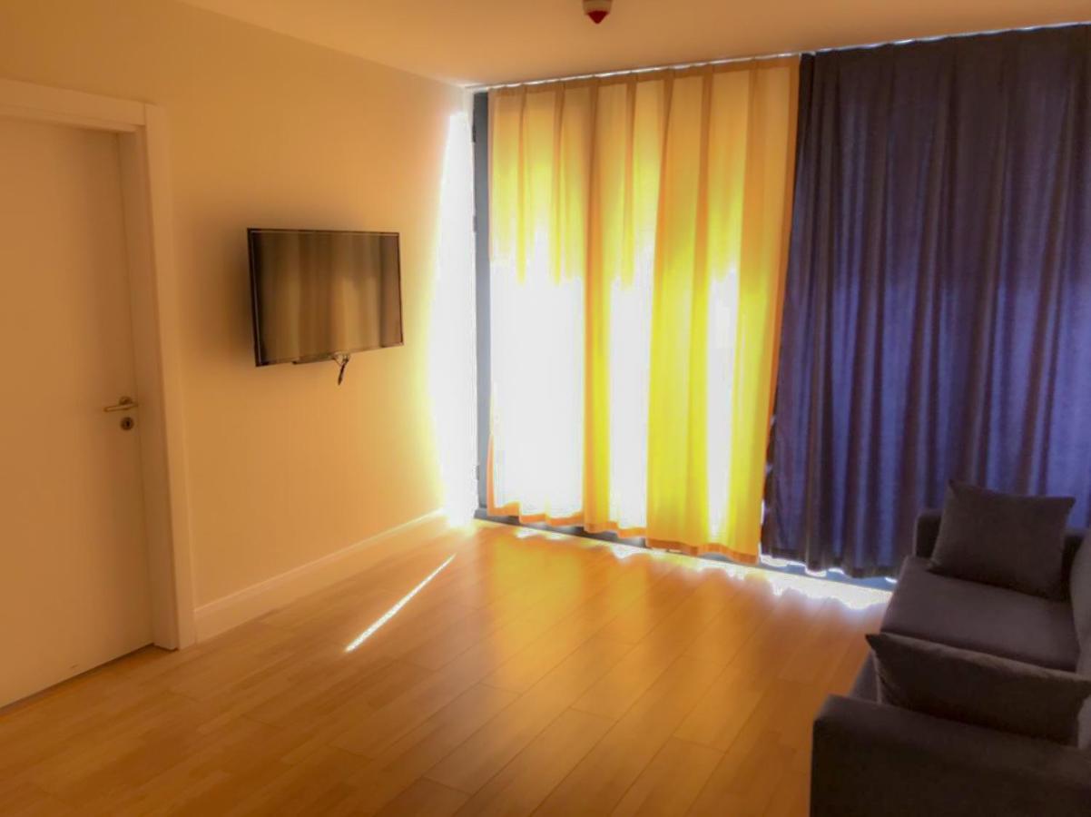 Diamond Apartment Батуми Екстериор снимка
